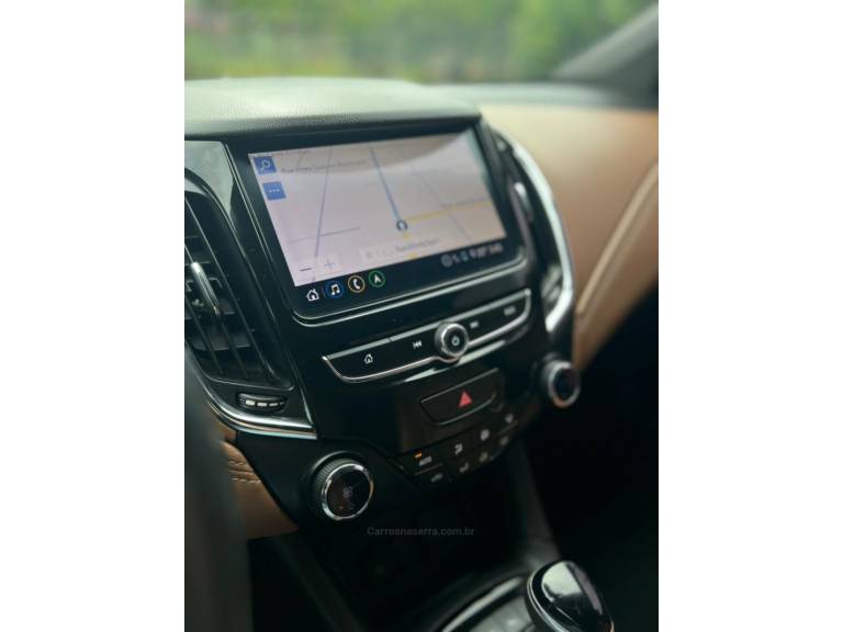 CHEVROLET - CRUZE - 2019/2020 - Branca - R$ 106.900,00