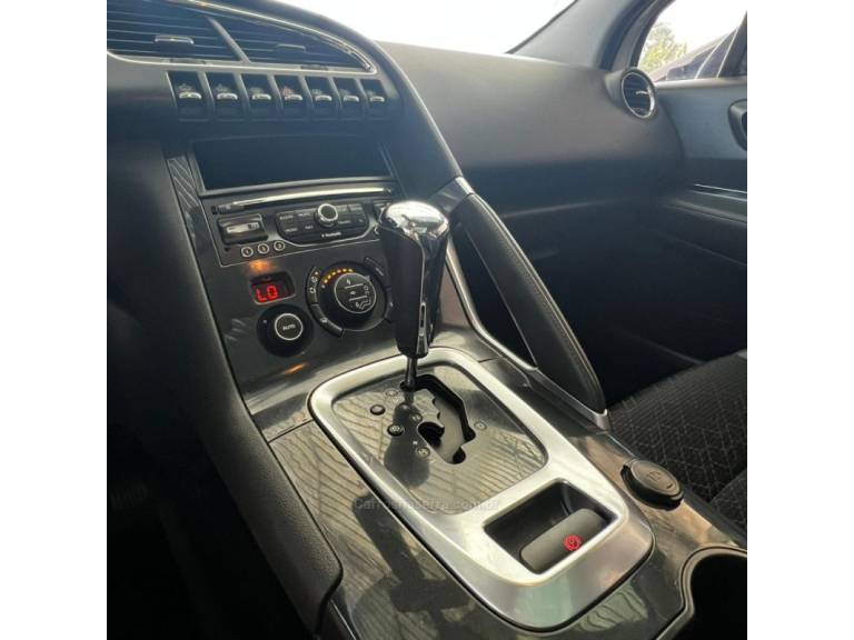 PEUGEOT - 3008 - 2014/2015 - Branca - R$ 58.900,00