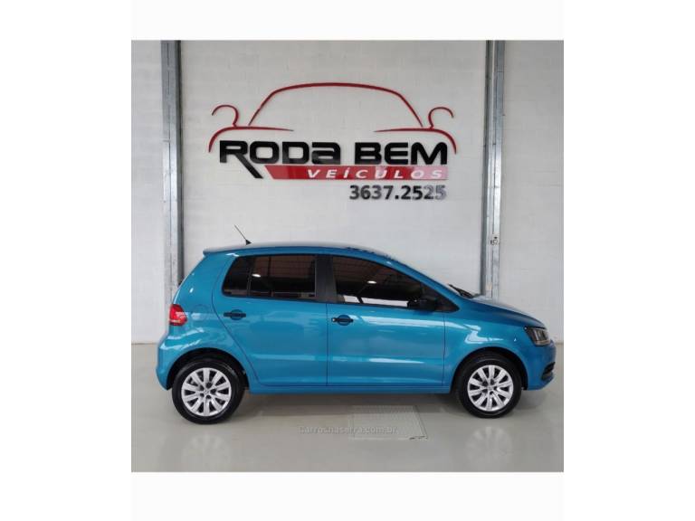 VOLKSWAGEN - FOX - 2014/2015 - Azul - Sob Consulta